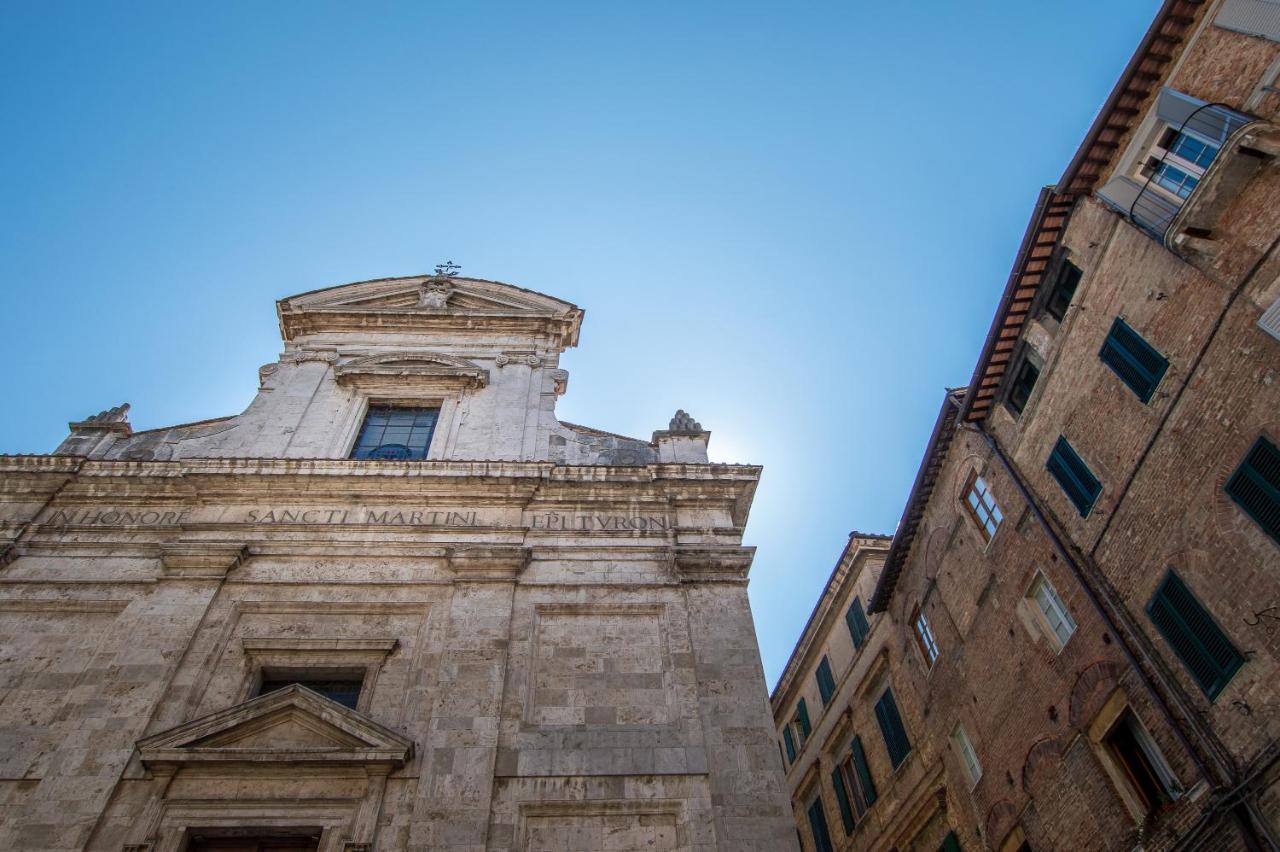Colours Studio 10 M Away Piazza Del Campo Siena Exterior photo